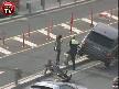 Kad�n �of�r metrob�s yoluna girdi